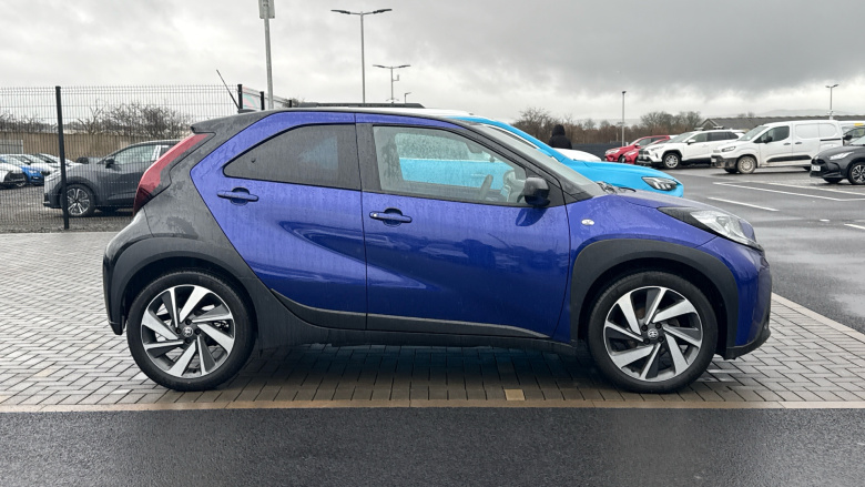 Toyota Aygo X 1.0 VVT-i Edge 5dr Petrol Hatchback